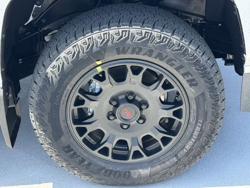 New 2026 Toyota Tacoma SR5 AWD/4WD image 15