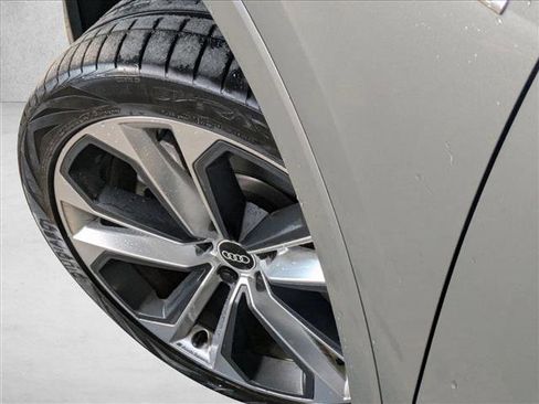 Used 2021 Audi Q3 2.0T Premium Plus image 10