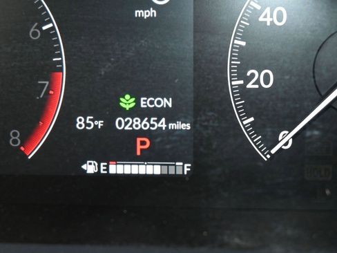 Used 2023 Honda HR-V EX-L image 34