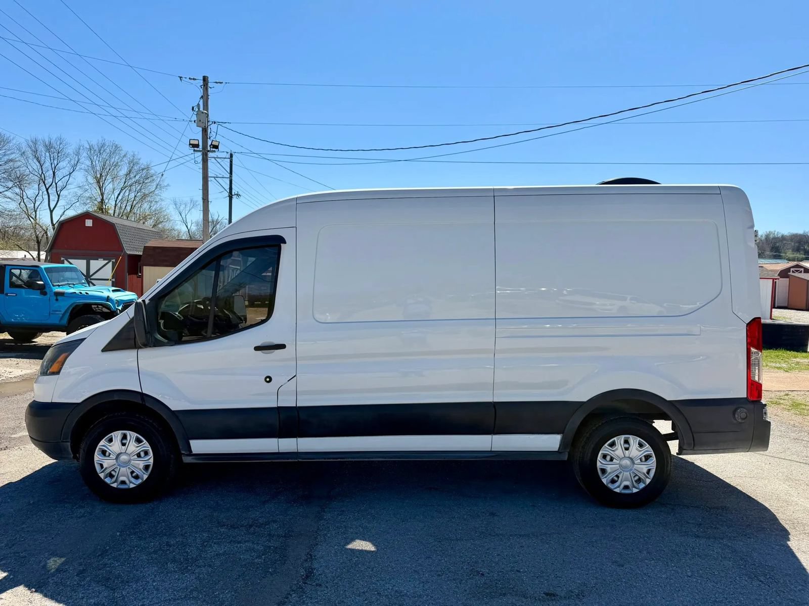 Used 2019 Ford Transit 250 148 Medium Roof w/ Interior Upgrade Package RWD image 8