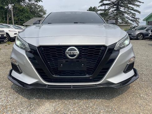 Used 2021 Nissan Altima 2.5 SR FWD image 3