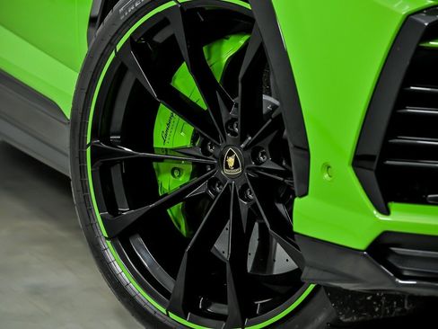 Used 2021 Lamborghini Urus AWD/4WD image 4