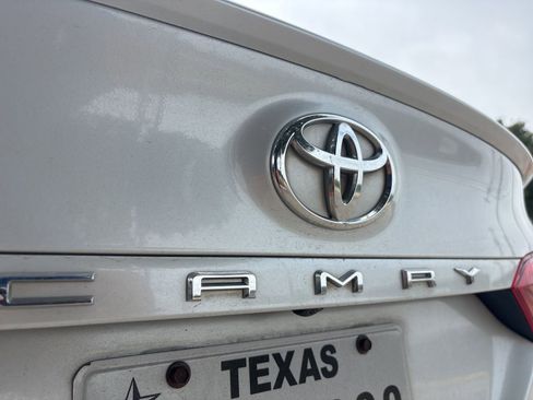 Used 2019 Toyota Camry XSE w/ Driver Assist Package FWD image 5