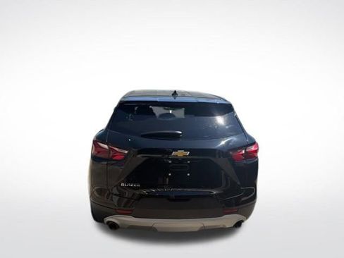 Used 2022 Chevrolet Blazer LT FWD image 4
