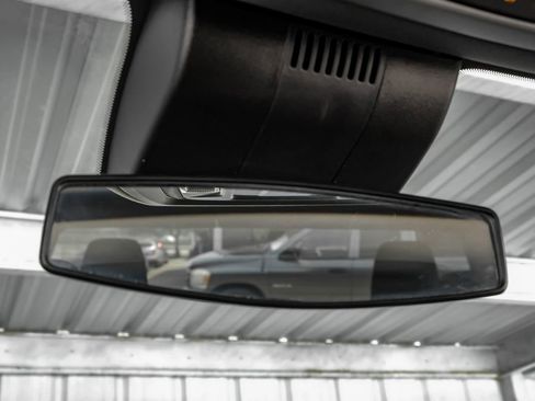 Used 2025 Chevrolet Silverado 2500 LT w/ Convenience Package image 24