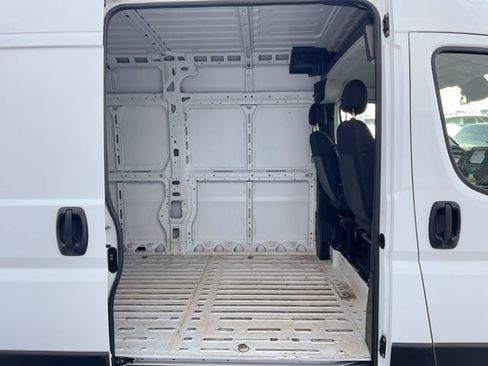 Used 2023 RAM ProMaster 2500 image 27