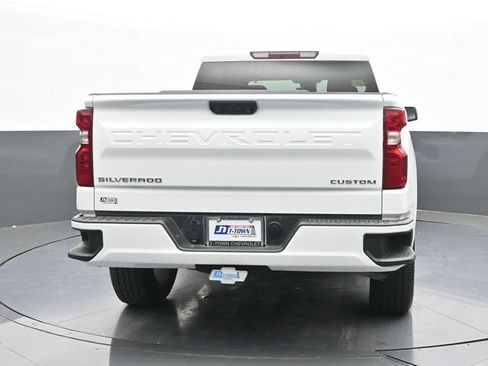 Used 2025 Chevrolet Silverado 1500 Custom AWD/4WD image 10