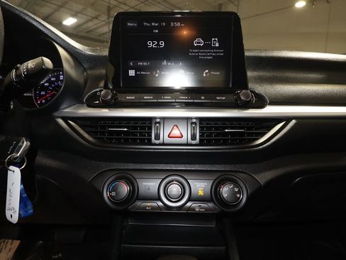 Used 2024 Kia Forte LXS image 15