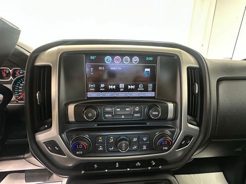 Used 2018 GMC Sierra 1500 SLT w/ SLT Premium Package image 12