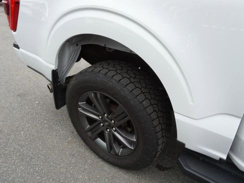 Used 2023 Ford F150 XLT w/ Equipment Group 302A High image 5