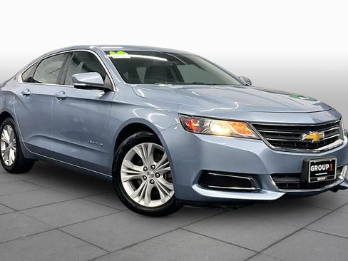 Used 2014 Chevrolet Impala LT w/ Convenience Package FWD image 2