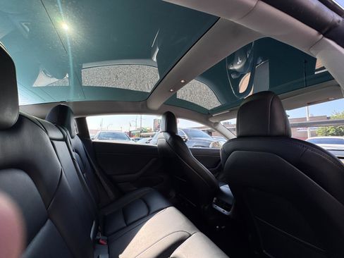 Used 2019 Tesla Model 3 Mid Range image 23