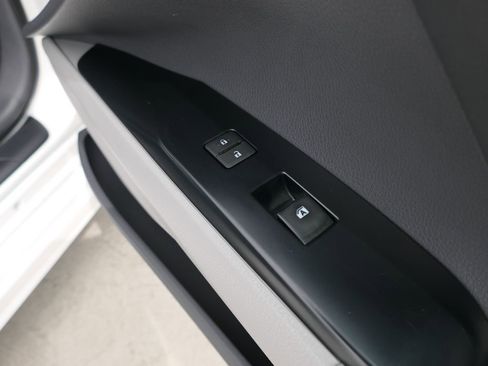 Used 2018 Toyota Camry SE image 27