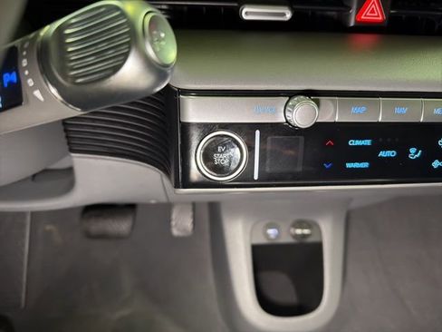 Used 2024 Hyundai Ioniq 5 SEL image 32