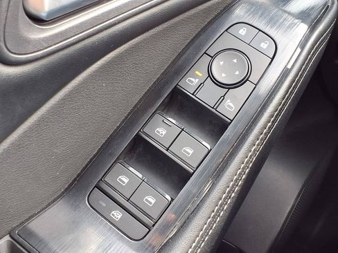 Used 2024 Nissan Rogue SV AWD/4WD image 20
