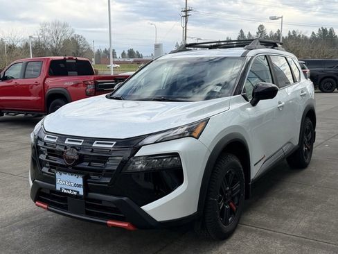 New 2026 Nissan Rogue SV AWD/4WD image 4