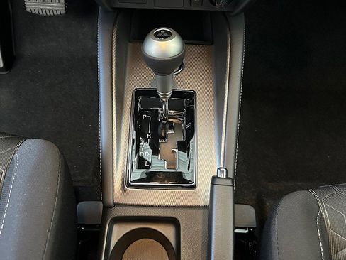 New 2025 Mitsubishi Outlander Sport ES image 19