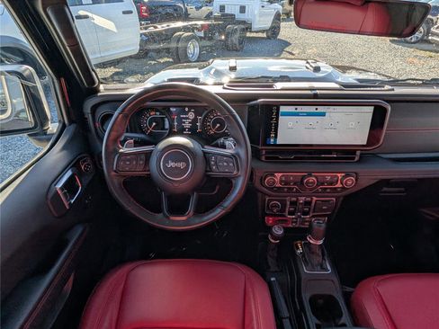 Used 2024 Jeep Wrangler Unlimited Rubicon 392 image 19