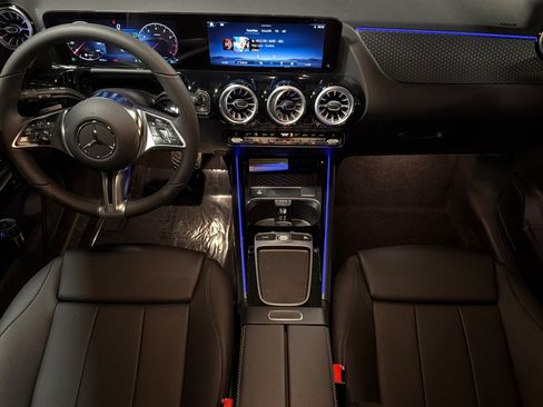 New 2026 Mercedes-Benz GLA 250 image 12