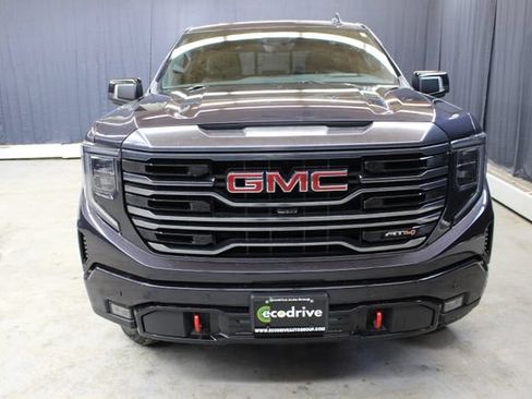 Used 2024 GMC Sierra 1500 AT4 w/ Technology Package AWD/4WD image 2
