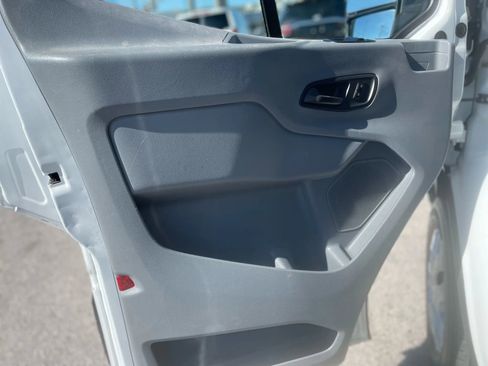 Used 2019 Ford Transit 250 130 Low Roof w/ Exterior Upgrade Package image 9
