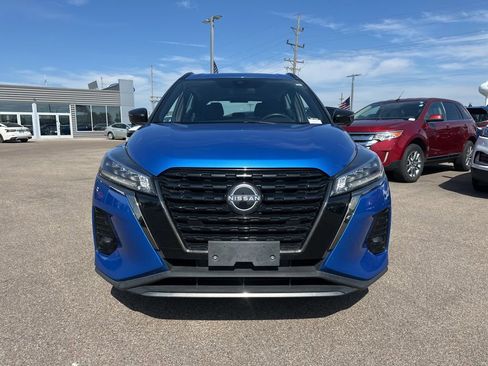 Used 2022 Nissan Kicks SR image 15
