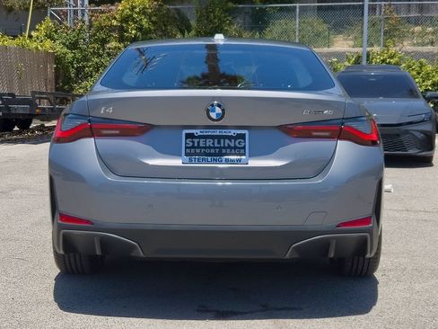 New 2026 BMW i4 eDrive40 w/ Parking Assistance Package RWD image 19