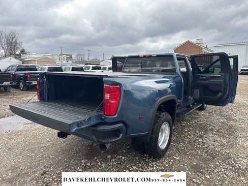 Used 2024 Chevrolet Silverado 3500 High Country w/ High Country Premium Package image 38