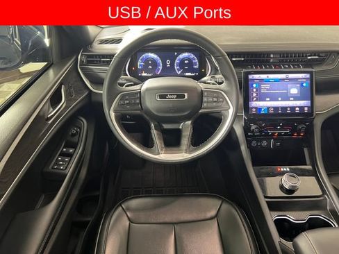 Used 2024 Jeep Grand Cherokee L Limited RWD image 15