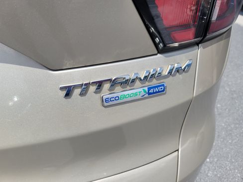 Used 2017 Ford Escape Titanium AWD/4WD image 13