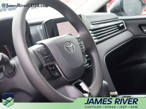 Used 2026 Toyota Camry LE FWD image 24