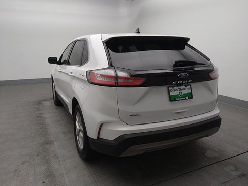 Used 2023 Ford Edge SEL image 5
