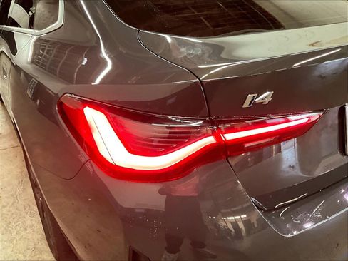 Used 2023 BMW i4 eDrive35 w/ Premium Package image 30