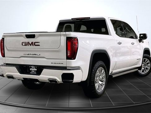 Used 2025 GMC Sierra 1500 Denali image 2