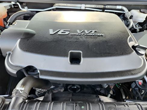 Used 2019 Chevrolet Colorado Z71 image 30