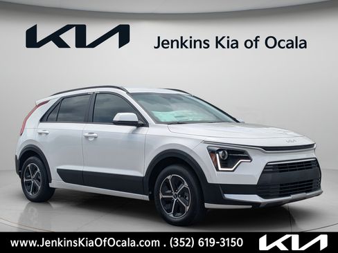 New 2026 Kia Niro LX FWD image 9