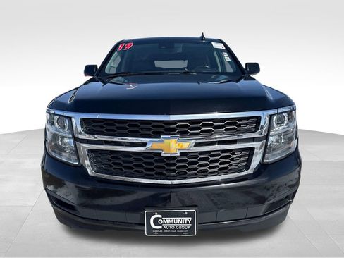 Used 2019 Chevrolet Suburban LT image 8
