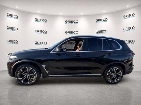 Used 2024 BMW X5 xDrive40i w/ Premium Package AWD/4WD image 4