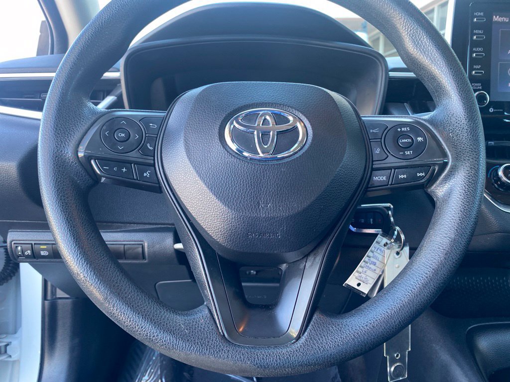 Used 2021 Toyota Corolla LE FWD image 17