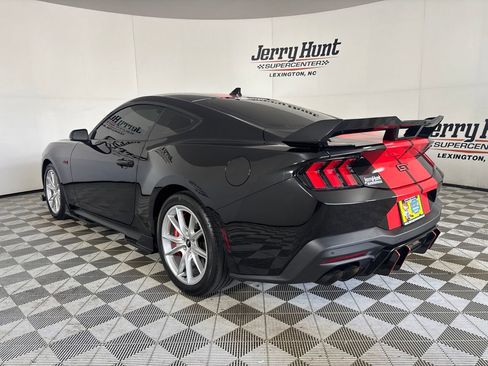 Used 2024 Ford Mustang GT Premium RWD image 6