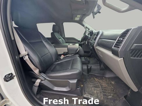 Used 2018 Ford F250 XLT w/ XLT Premium Package image 10