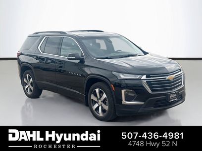 Used 2022 Chevrolet Traverse LT w/ LT Premium Package