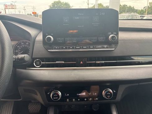 Used 2024 Mitsubishi Outlander SE FWD image 24