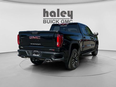 Used 2022 GMC Sierra 1500 AT4 w/ AT4 Premium Package AWD/4WD image 5