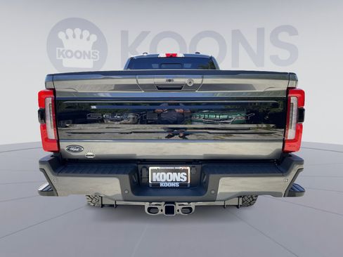 New 2026 Ford F250 Platinum w/ Tremor Off-Road Package image 5