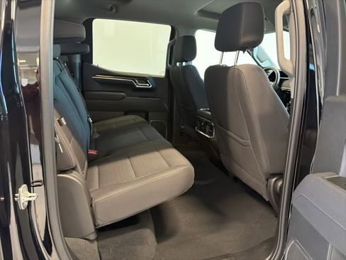 Used 2025 GMC Sierra 1500 Elevation w/ Preferred Package AWD/4WD image 34