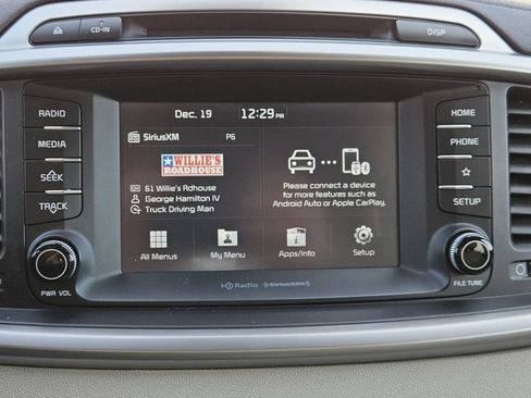 Used 2019 Kia Sorento EX image 14