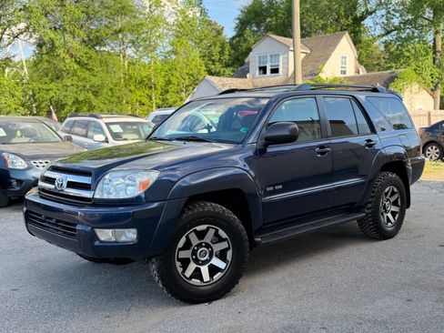 Used 2005 Toyota 4Runner SR5 image 4