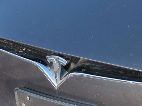 Used 2017 Tesla Model S P100D image 12