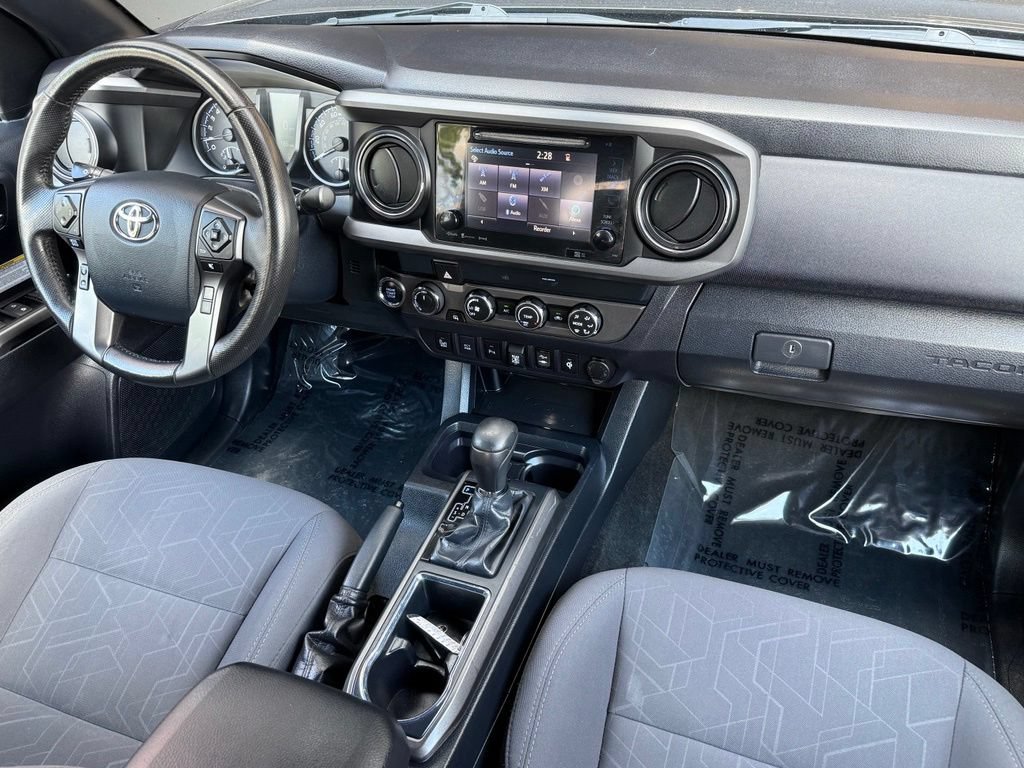 Used 2019 Toyota Tacoma TRD Off-Road w/ Technology Package AWD/4WD image 25